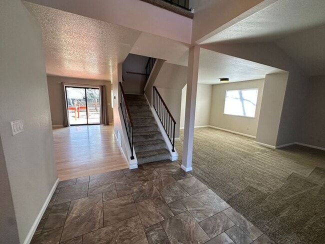 Photo - 285 Lemming Dr