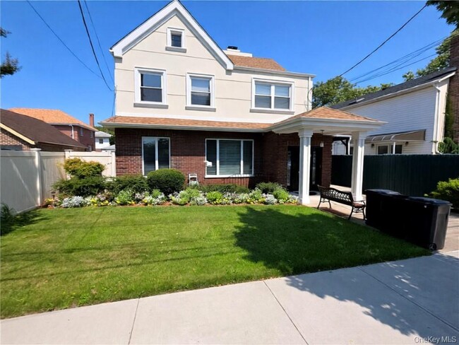 Building Photo - 7311 Avenue W