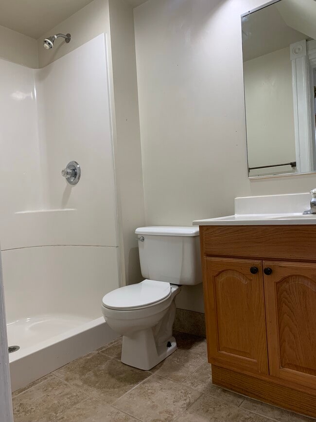 Photo - 422 Loras Blvd Unit 422/5