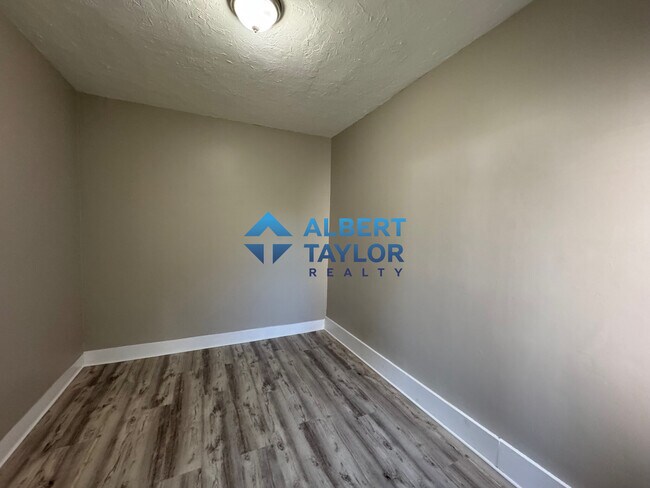 Building Photo - 89 Intervale St Unit 3 Rental