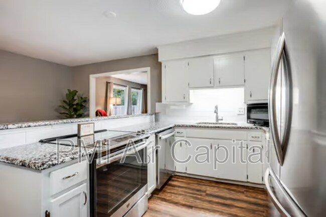 Photo - 1917 N Edgemoor St