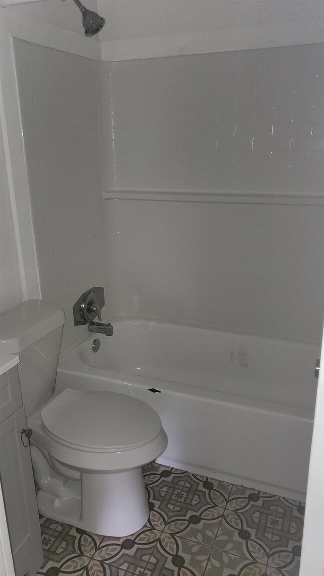 Photo - 543 Okaloosa St