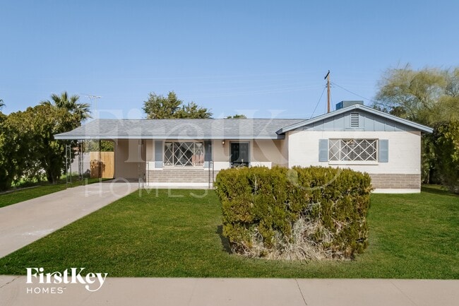 Building Photo - 2030 E Aspen Ave