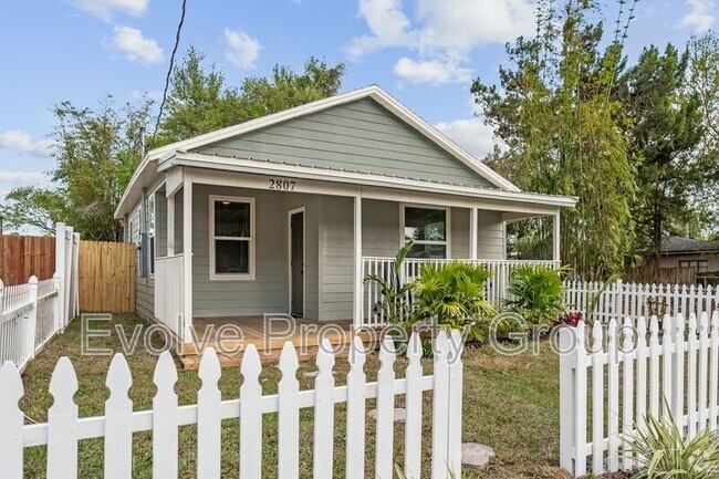 Building Photo - 2807 S Brown Ave Rental