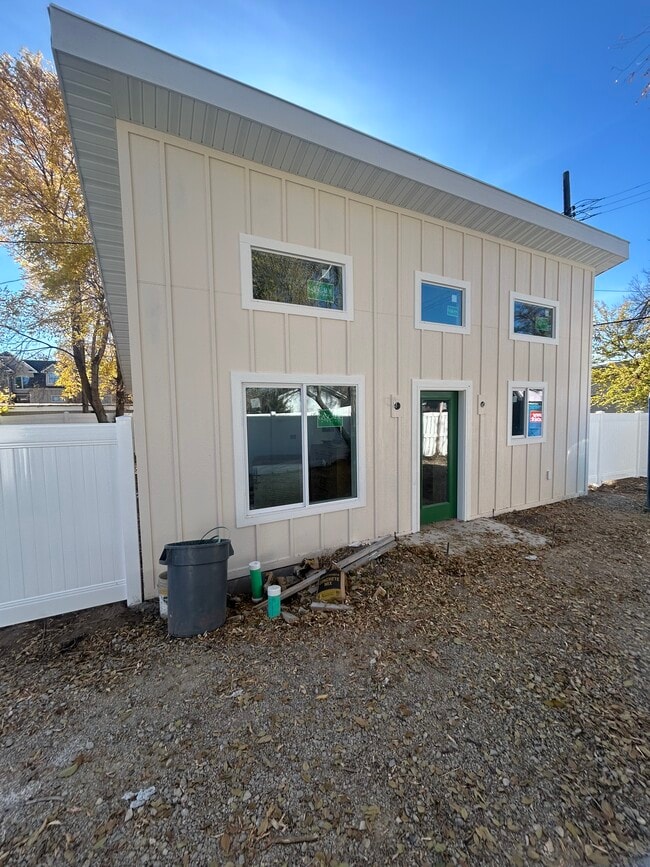 Building Photo - 3182 S Imperial St Unit B