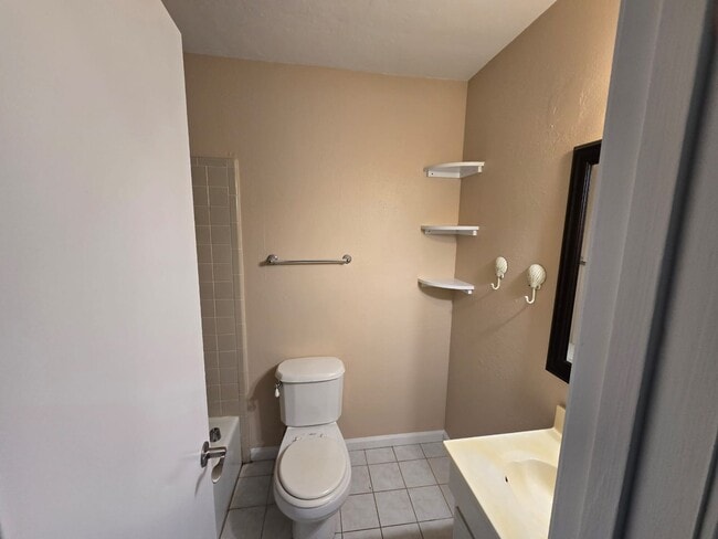 Photo - 34 Pembrook Cir
