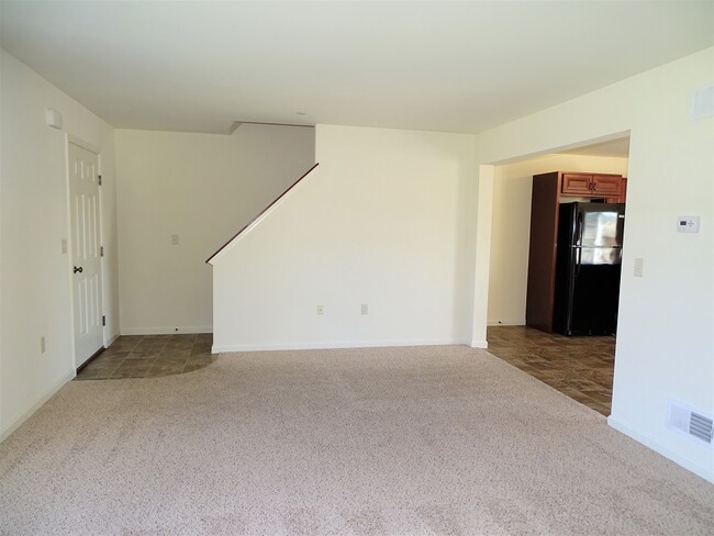 Photo - 312 Meadow View Dr