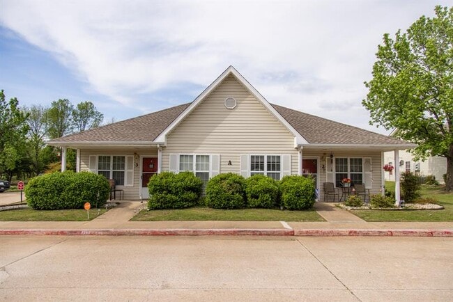 55+ Autumnwood Point Apartments