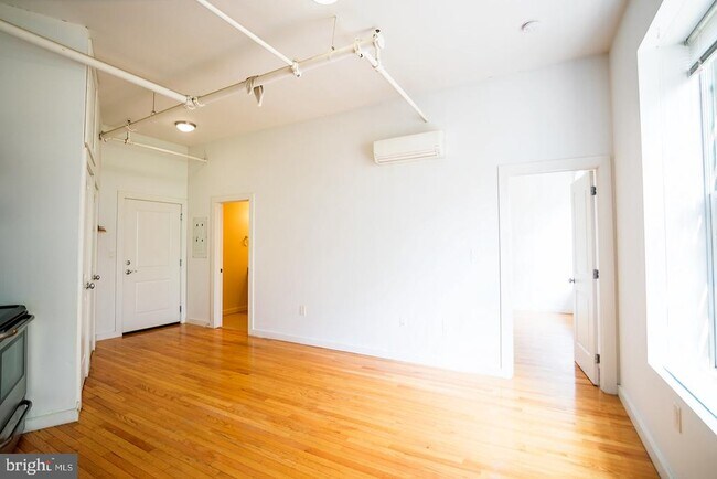 Photo - 4 Leverington Ave Unit 302