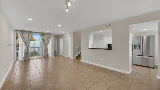 Photo - 4635 NW 97th Pl Unit 158