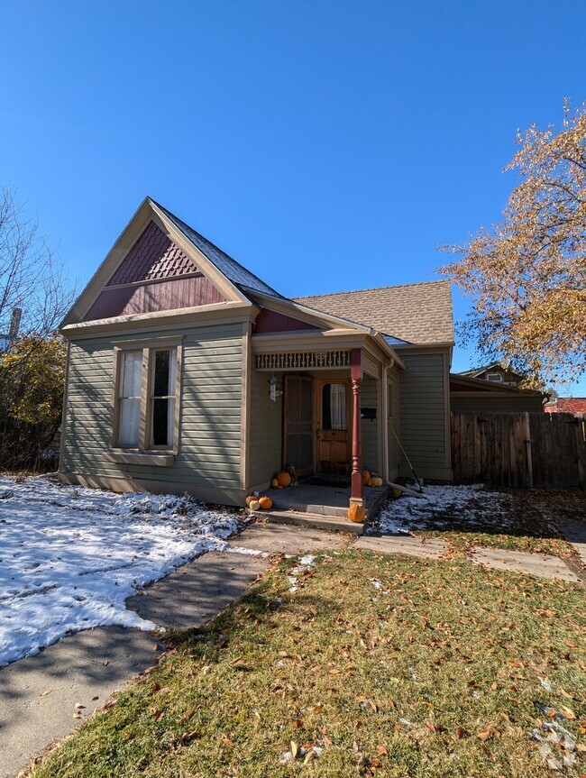 Building Photo - 115 S Church Ave Rental