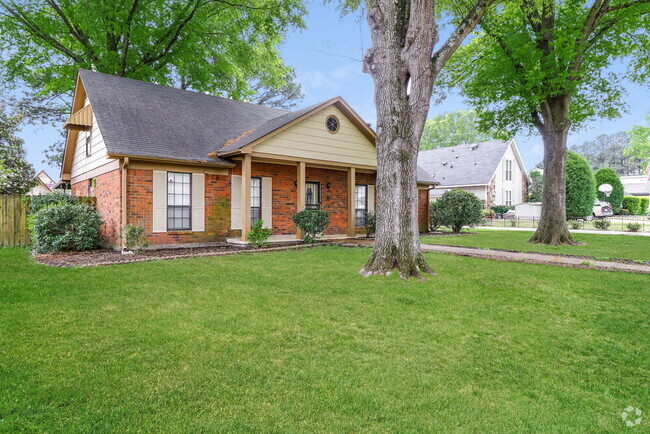 Building Photo - 5657 Rensslaer Dr Rental