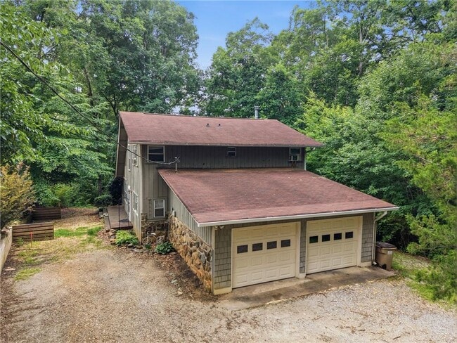 Building Photo - 3349 Chestatee Rd