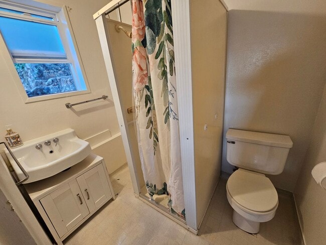 Photo - Furnished  Rental available now with lake ...