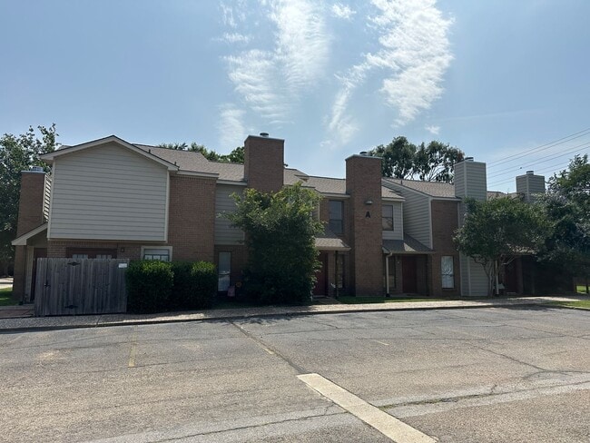 College Station - Condo -2 bedroom / 2.5 b... - College Station - Condo -2 bedroom / 2.5 b...