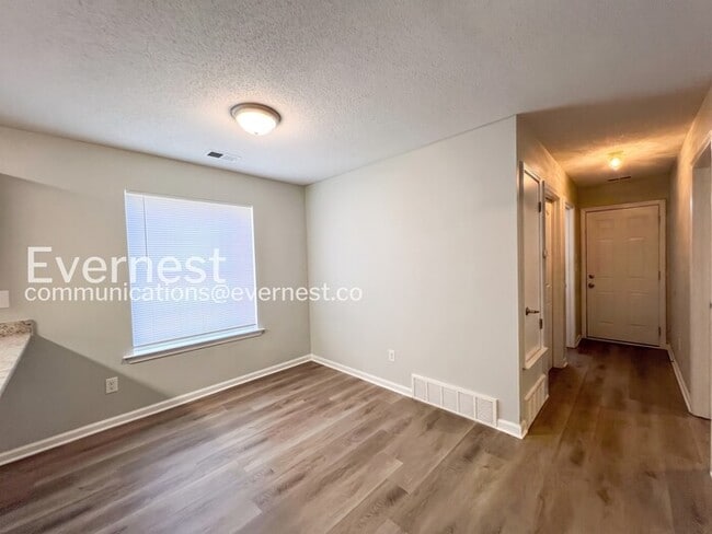 Photo - 1224 Whitten Rd