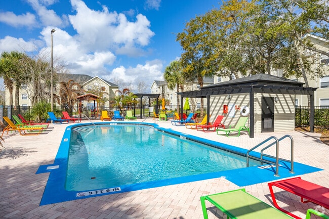 Phase 2 Pool - Pointe at Central