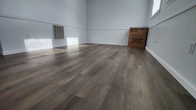 Photo - 401 Duke St Unidad 9