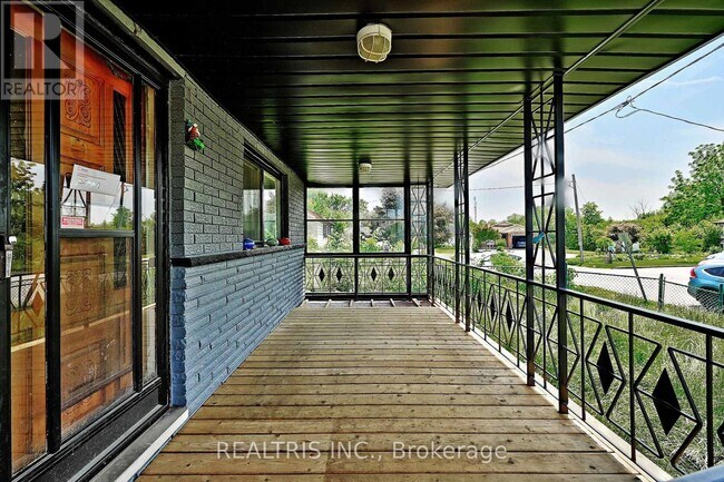 Photo - 6 Lucerne Pl