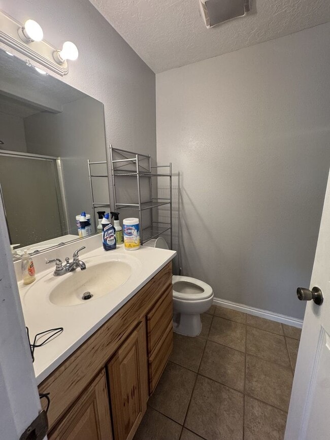 Photo - 448 N 400 W