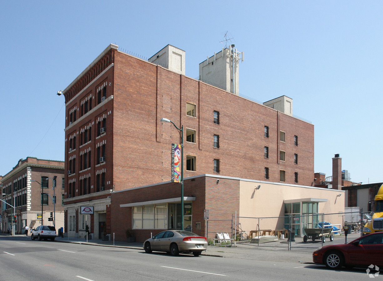 The Parsons Apartments - The Parsons Apartments