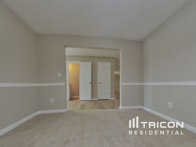 Photo - 2640 Thunder Basin Way