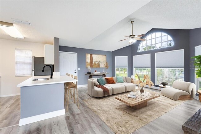 Photo - 943 Bakewell Ct Unit 207