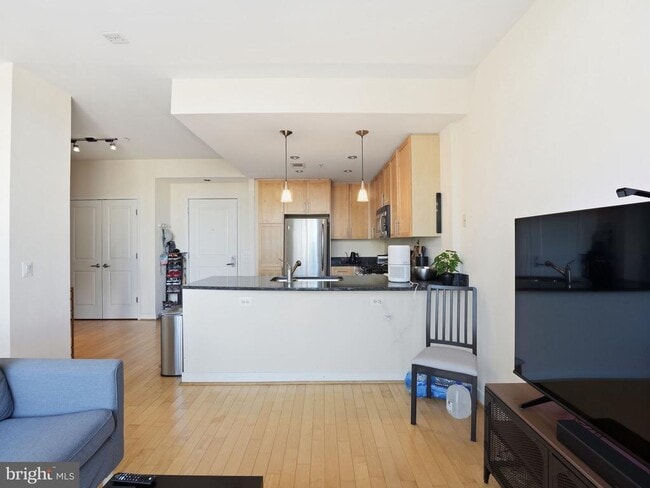 Photo - 820 N Pollard St Unit 910