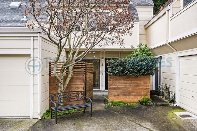 Photo - 232 Miller Ave