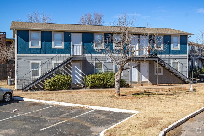 Treehouse Apartments
