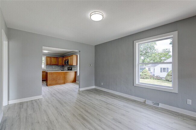 Photo - 6580 W 2100 S