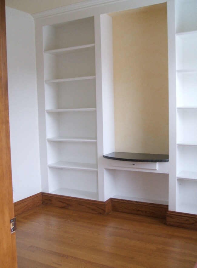 Photo - 13 Worcester St