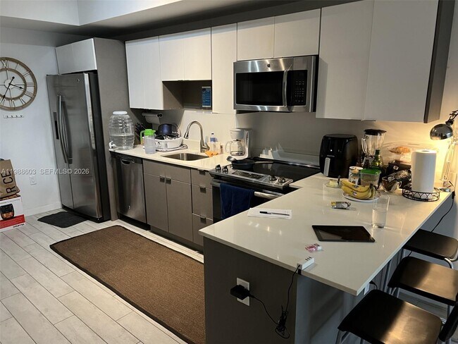 Photo - 321 NE 26th St Unit 704