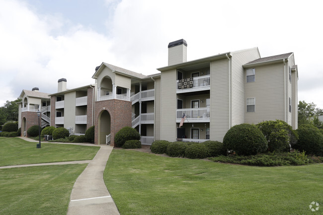 Oak Pointe Apartments