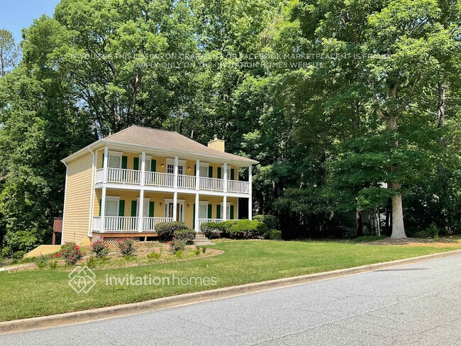 Photo - 1440 Midland Way