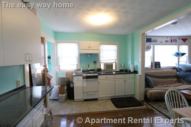 Photo - 195 Concord Ave Unit 7