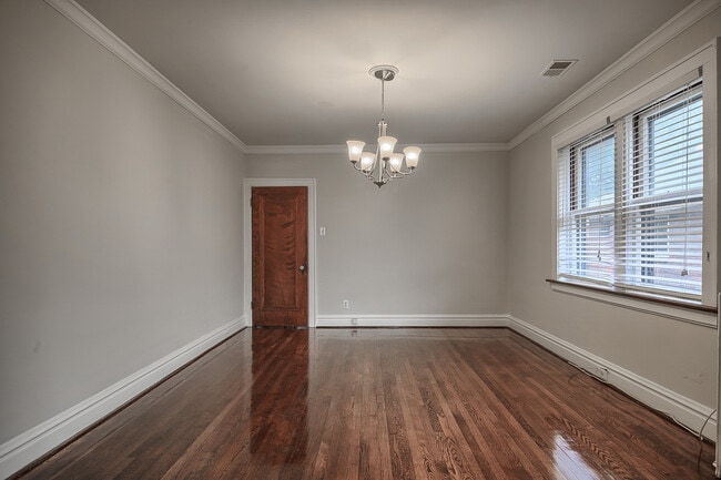 Photo - (201) 7230-32 Forsyth Blvd Unit A