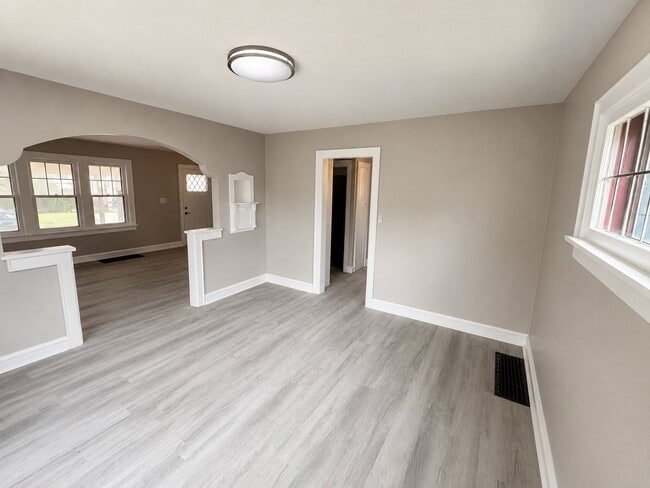 Photo - 510 Hilltonia Ave