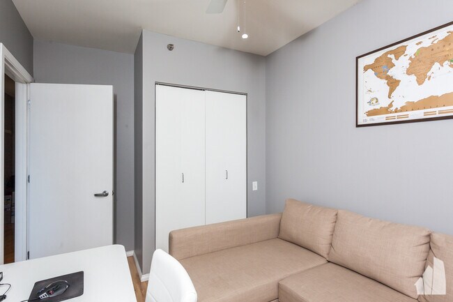 Photo - 210 S Desplaines St Unit 1011