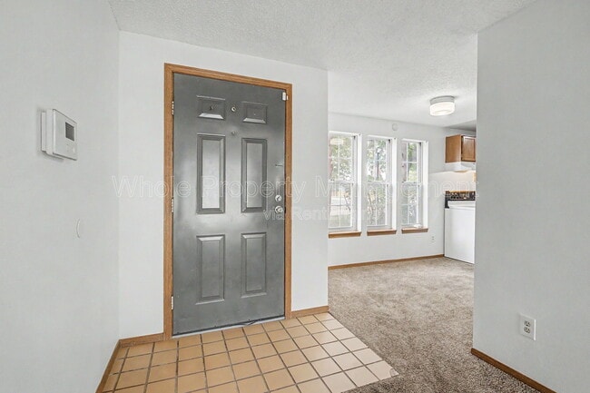 Building Photo - 1504 S Ouray Cir