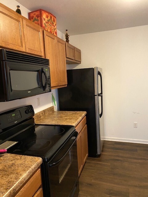 Photo - 725 Bellview Way