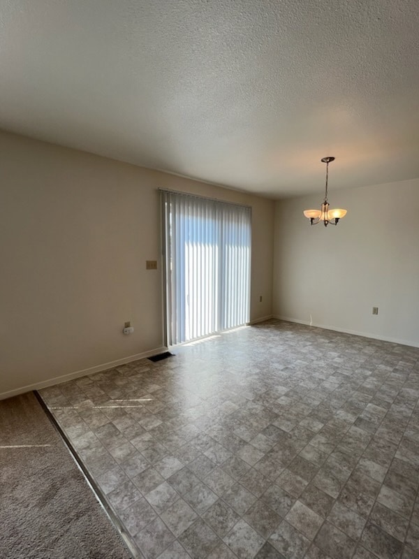 Photo - 323 Norbeck Ct