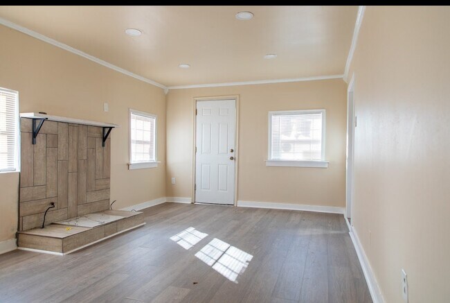 Photo - 1438 N 43rd St