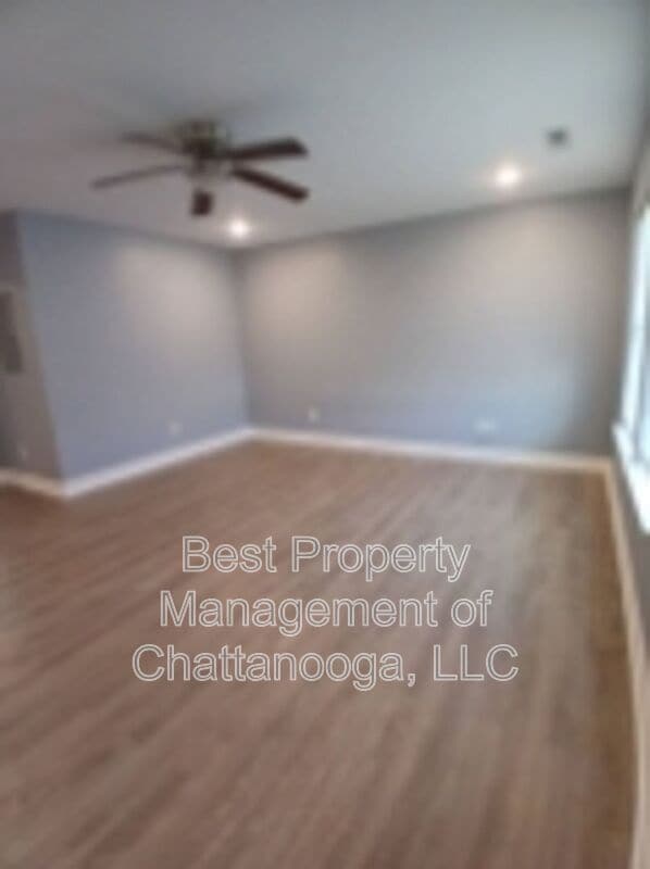 Photo - 3632 Dorris St