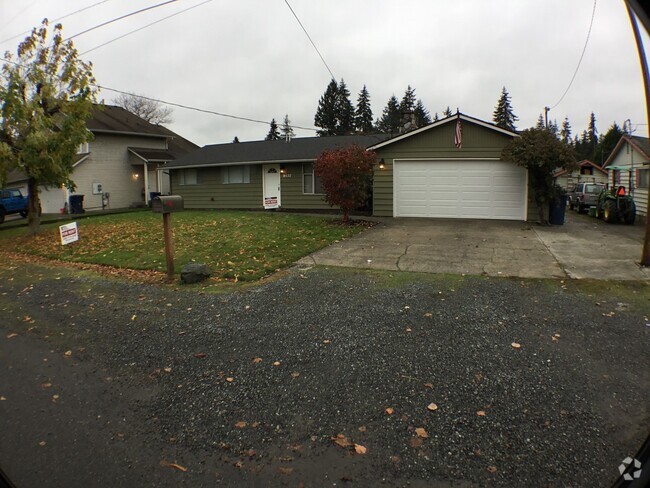 Building Photo - Updated 3 Bed/1.5 Bath Marysville Rambler ... Rental