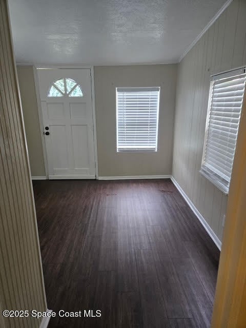 Photo - 1077 Shares Dr