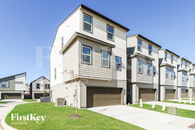 Building Photo - 18436 Idyllic Aly