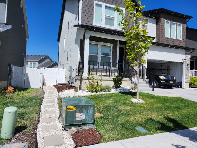 99 N Lasalle Dr
