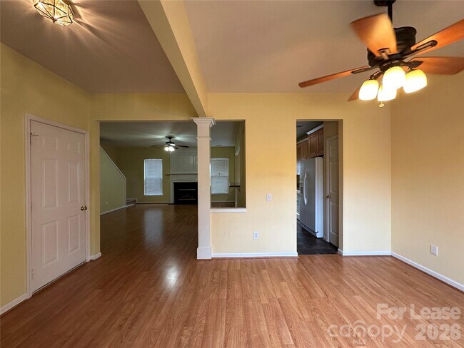 Photo - 6954 Beverly Springs Dr