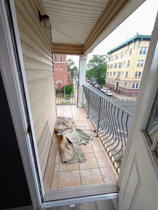 Photo - 270 S 7th St